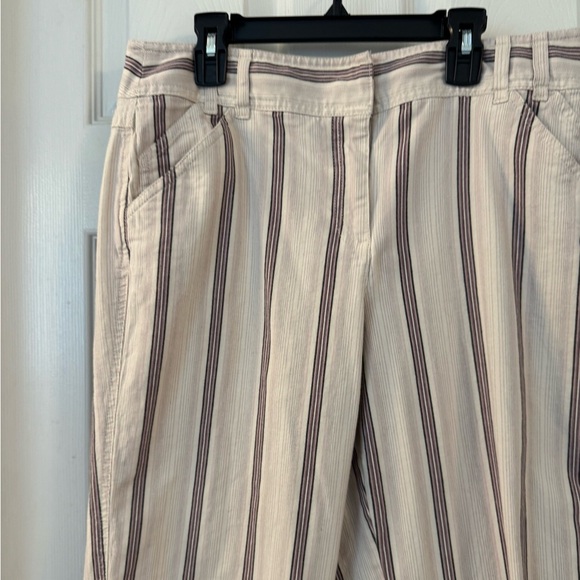 LOFT Off White Striped Capri Pants Size 10 wide cuff - Picture 2 of 9